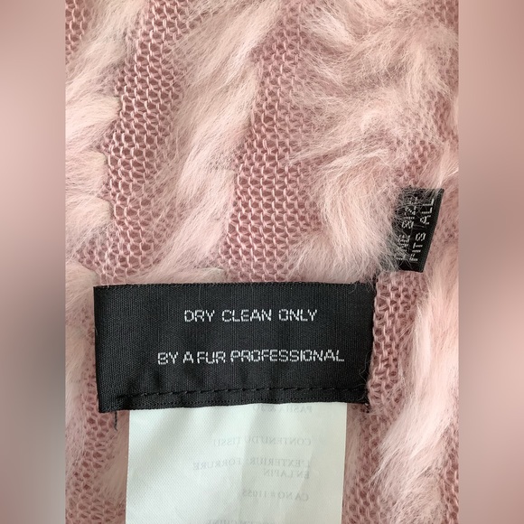 Pasha & Jo Rabbit Fur Poncho - Picture 5 of 5